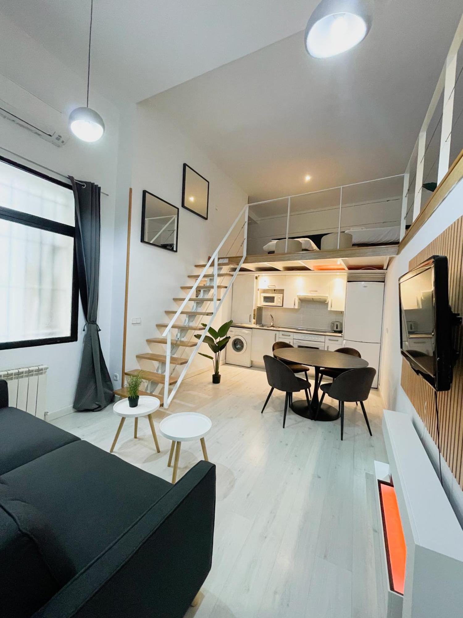 马德里Carretas Duplex Interior公寓 外观 照片